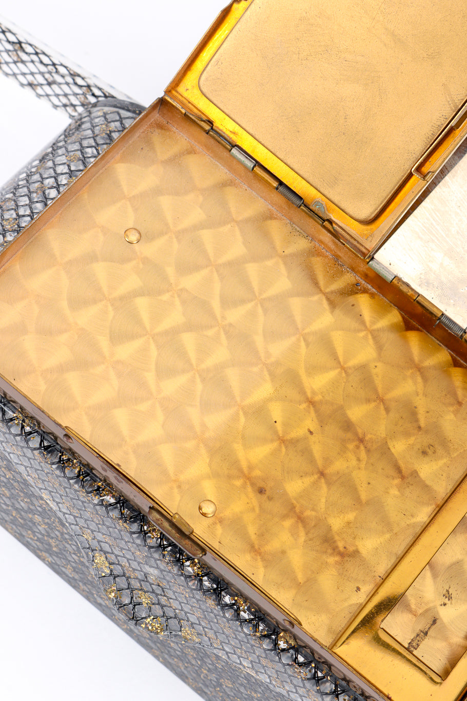 Vintage Wilardy Makeup Compact Lucite Box Bag tarnished compact interior closeup @recessla
