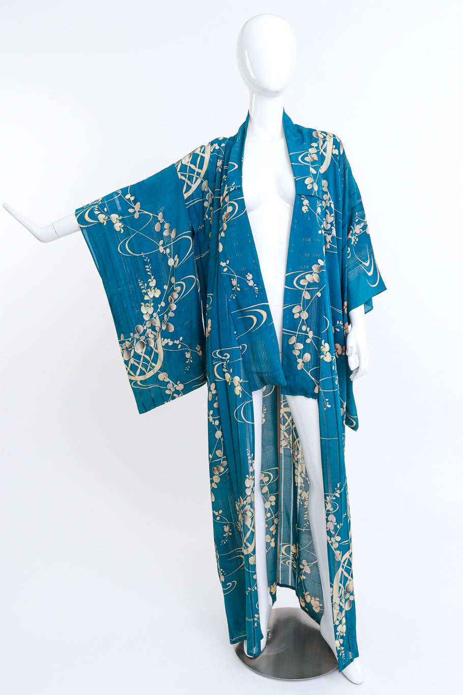 Kimonos and Robes – Recess