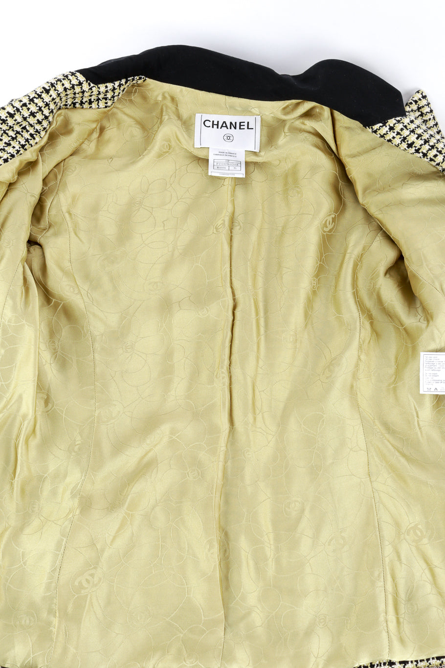 2002 S/S Chanel Blazer lining detail @RECESS LA