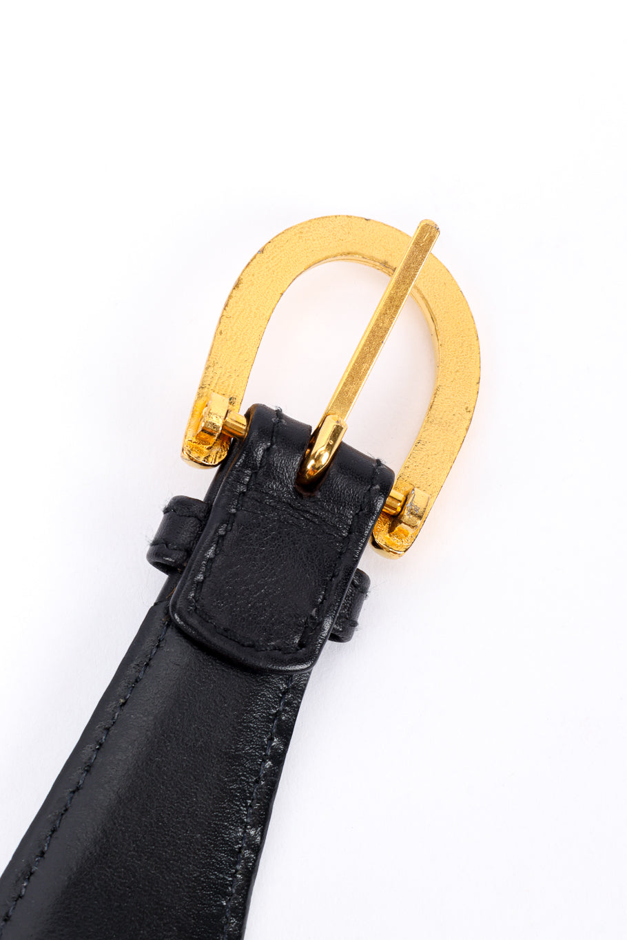 Chanel Gripoix Medallion Leather Belt buckle closeup @recessla