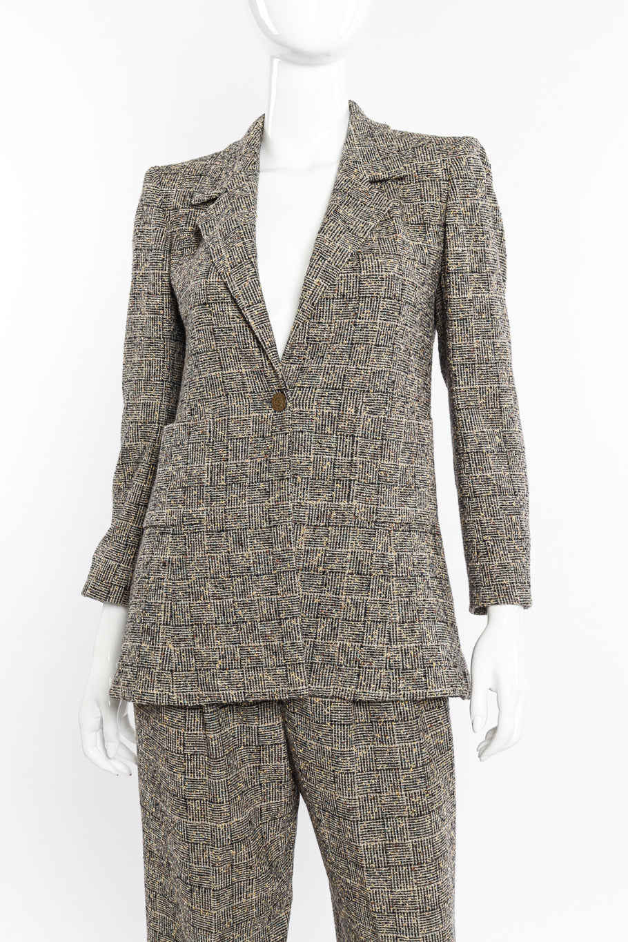 1997 A/W Bouclé Tweed Suit Set on mannequin front close @recessla