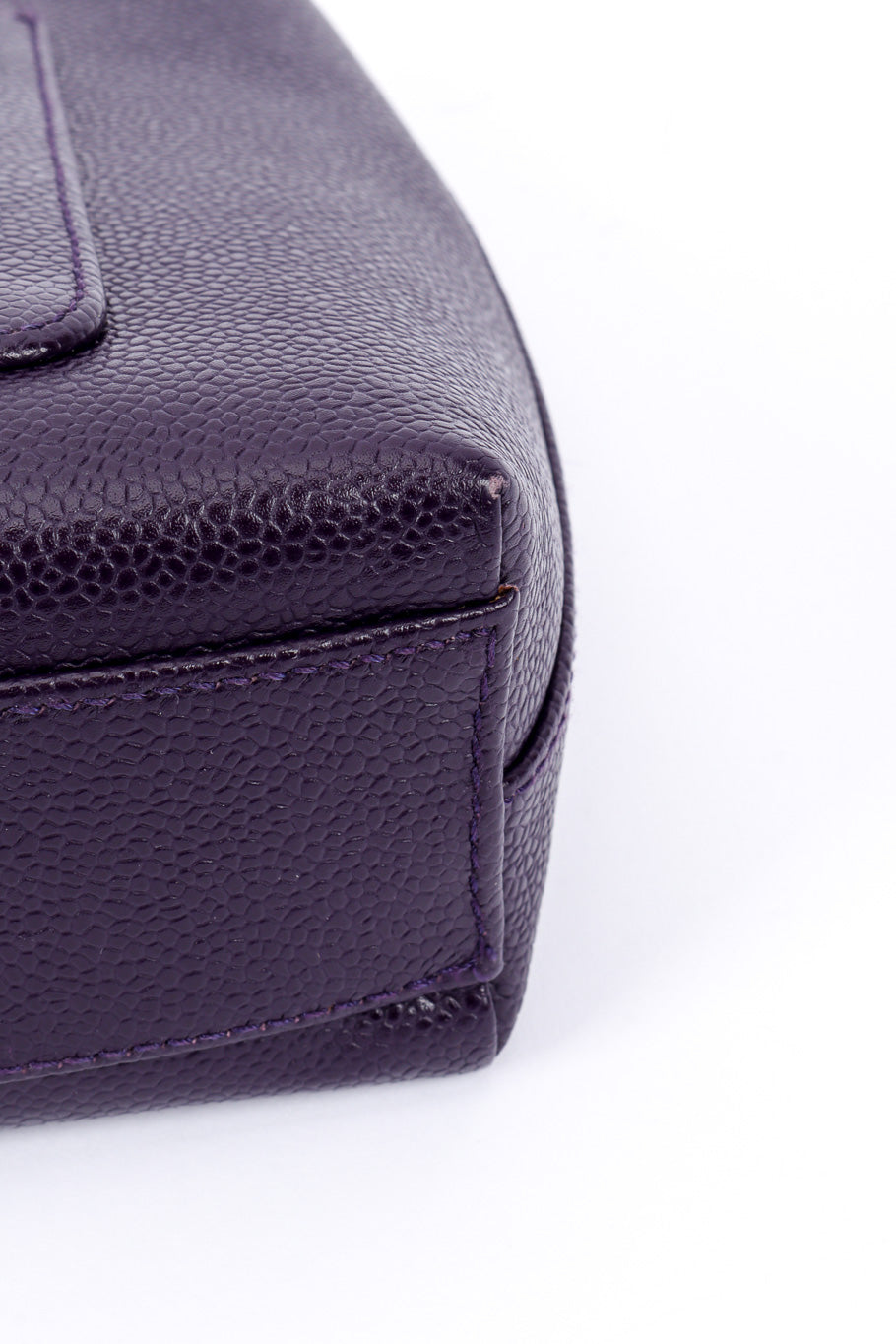 Chanel Bijoux Chain Shoulder Bag bottom closeup @recessla