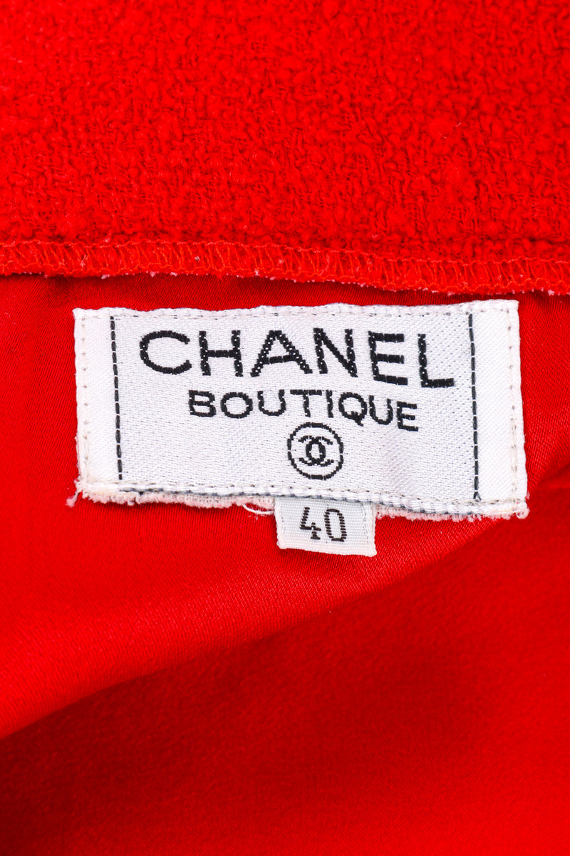 Vintage Chanel 1992 F/W Bouclé Long Jacket And Skirt Set skirt signature label closeup @recessla