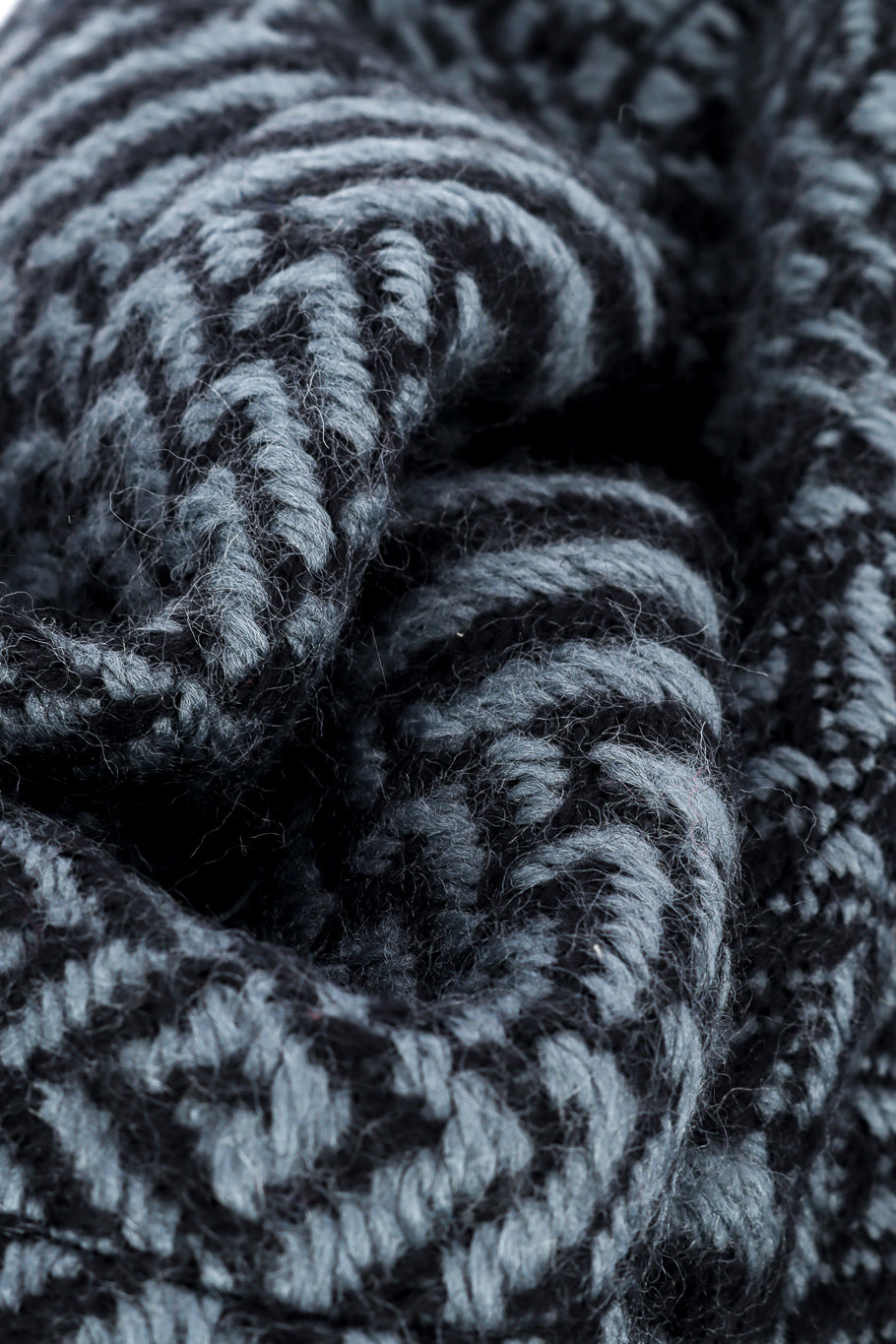 Chanel 2000 F/W Knit Wool Jacket fabric closeup @recess la