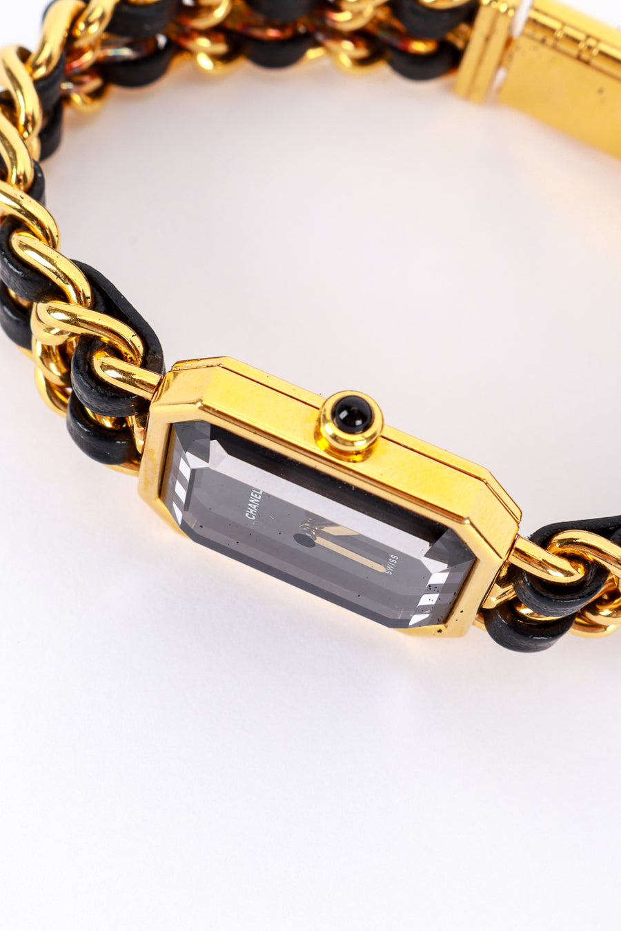 CHANELwatch-5_900x.jpg?v=