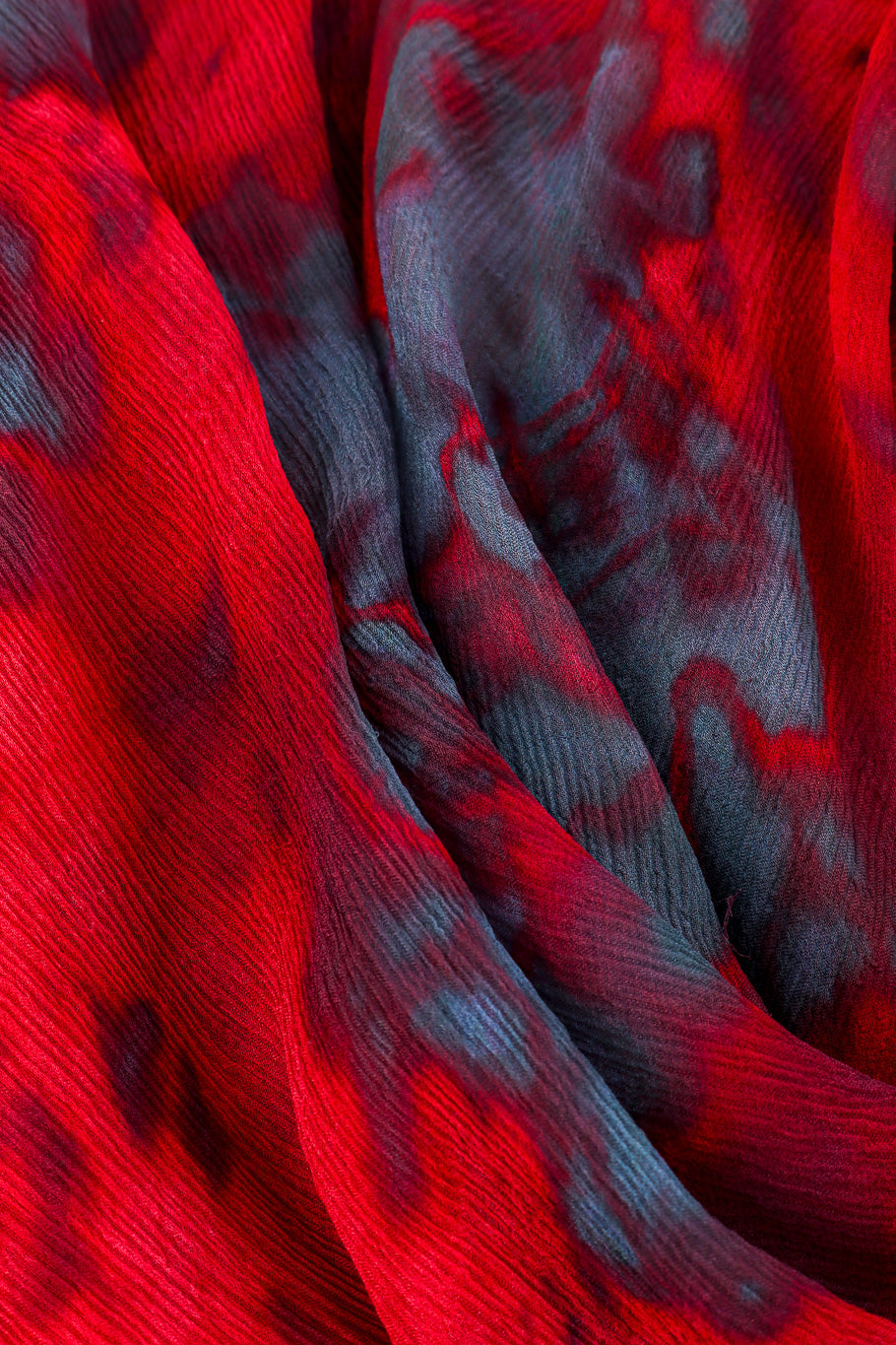 Vintage Carole Dolighan Silk Tie Dye Tunic Dress tie dye closeup @Recessla