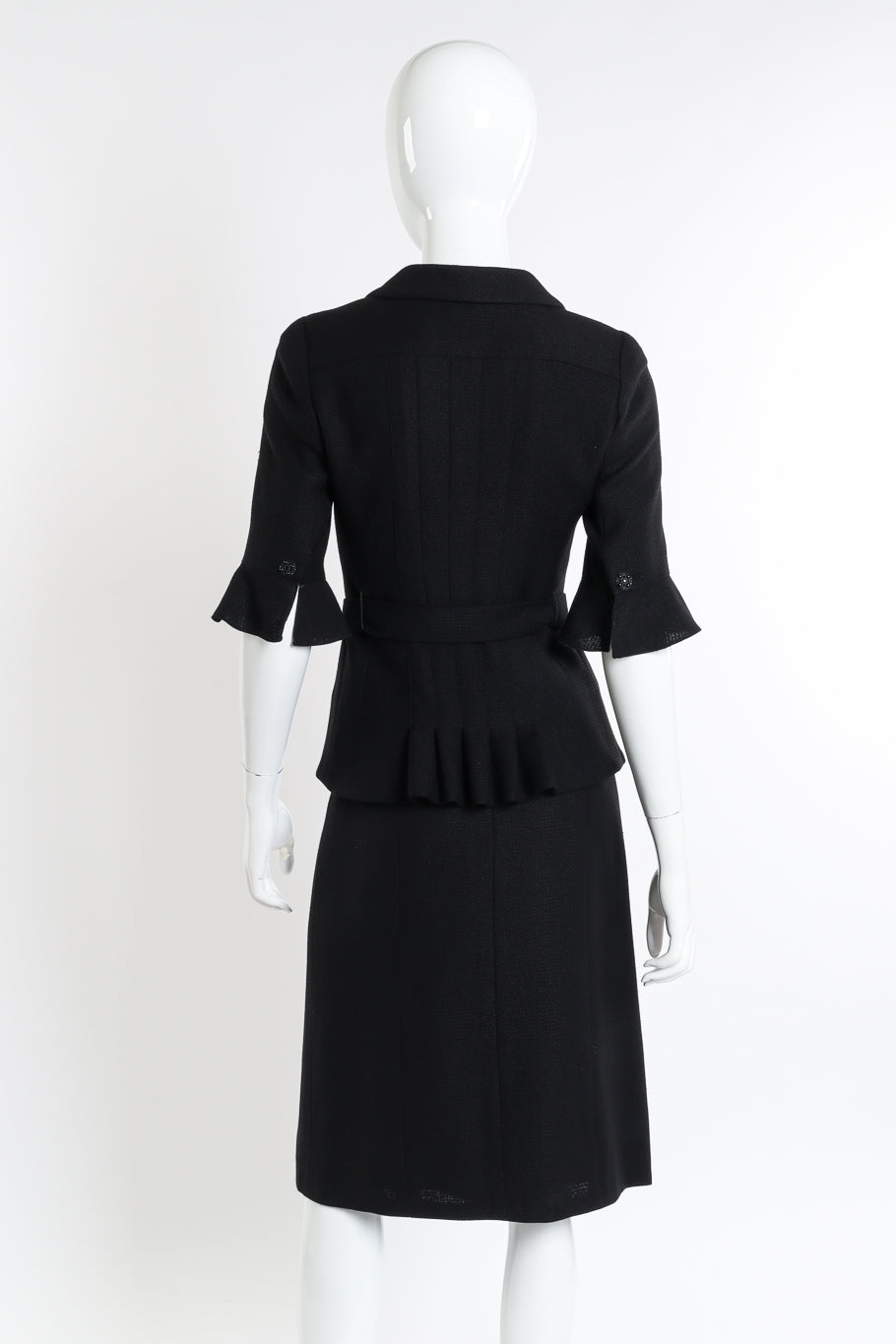 Chanel 2007C S/S Peplum Skirt Suit back on mannequin @recessla
