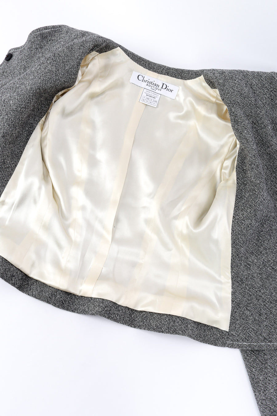 DIORGraysetw-skirt-16_900x.jpg DIORGraysetw-skirt-16_900x.jpg