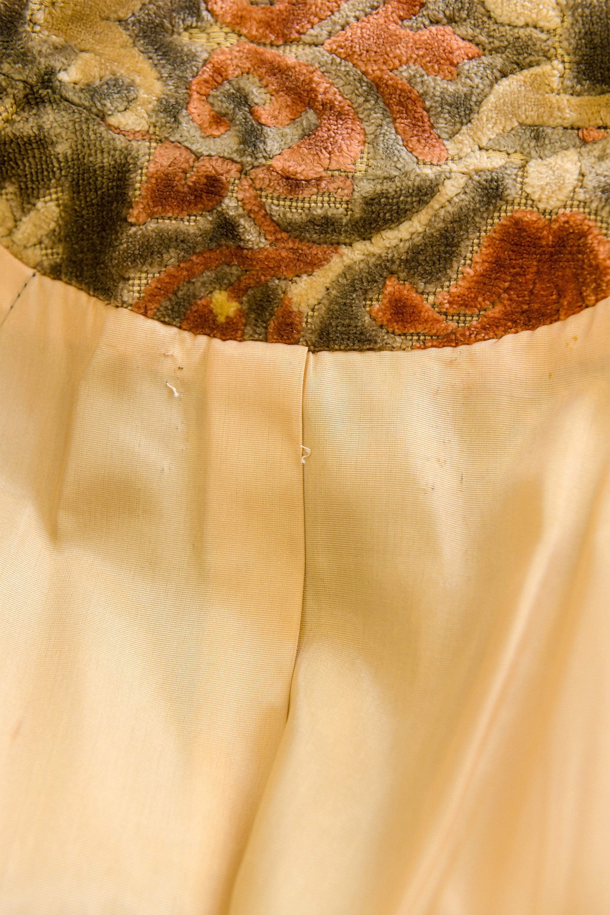 Vintage floral chenille carpet coat on lining tag removed @ Recess LA