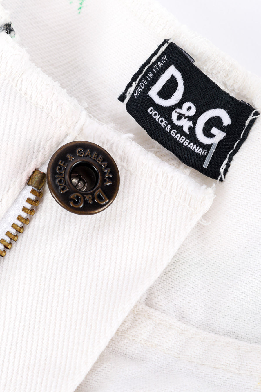 D_GMakeloveJeans-6_900x.jpg?v=