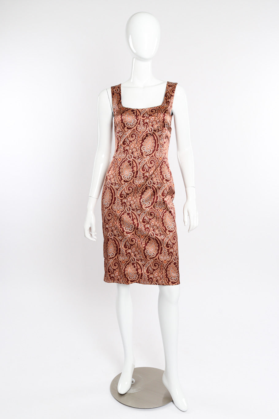 Sheath dress by Dolce & Gabbana on mannequin @recessla