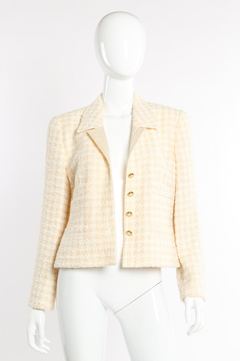 Vintage Escada Houndstooth Bouclé Blazer front view on mannequin unbuttoned @recessla