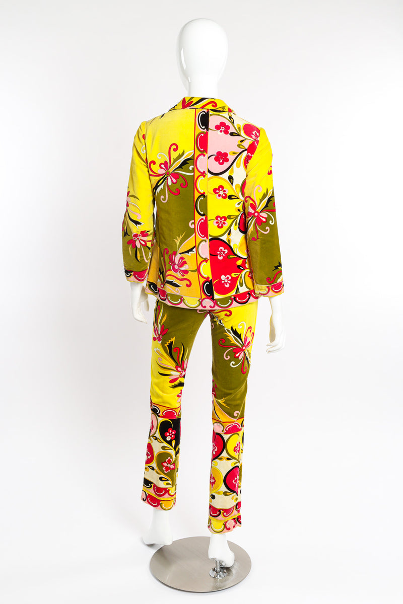 Mod floral pantsuit by Emilio Pucci on mannequin back @recessla