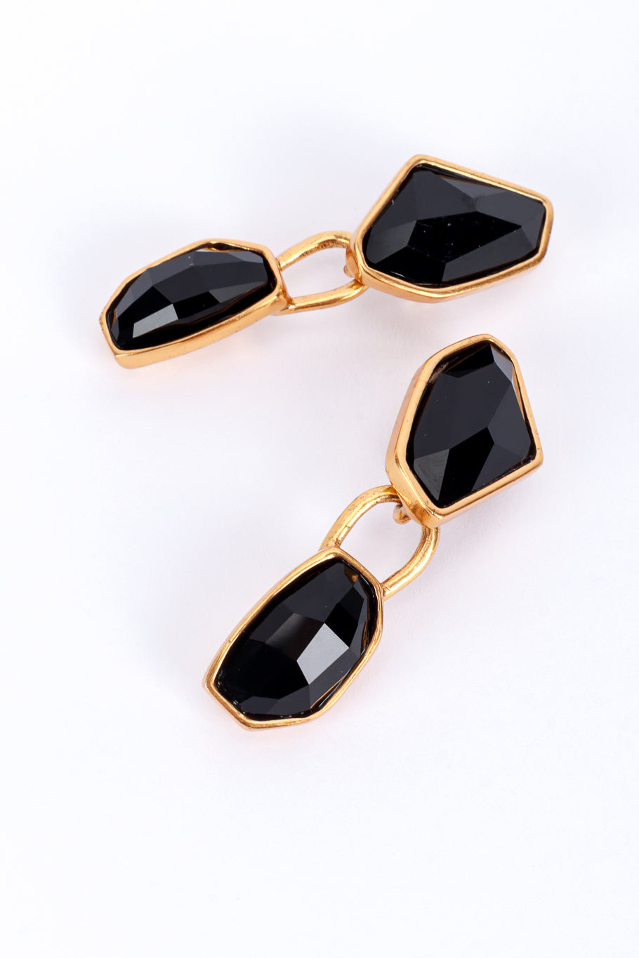 Vintage Oscar de la Renta Black Geo Gem Drop Earrings detail @recess la