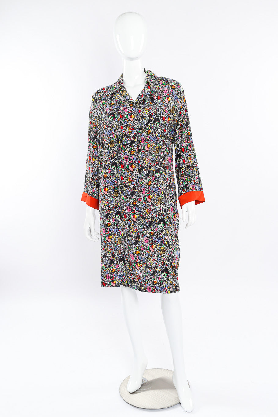 Abstract silk dress by Fendi on mannequin no belt @recessla