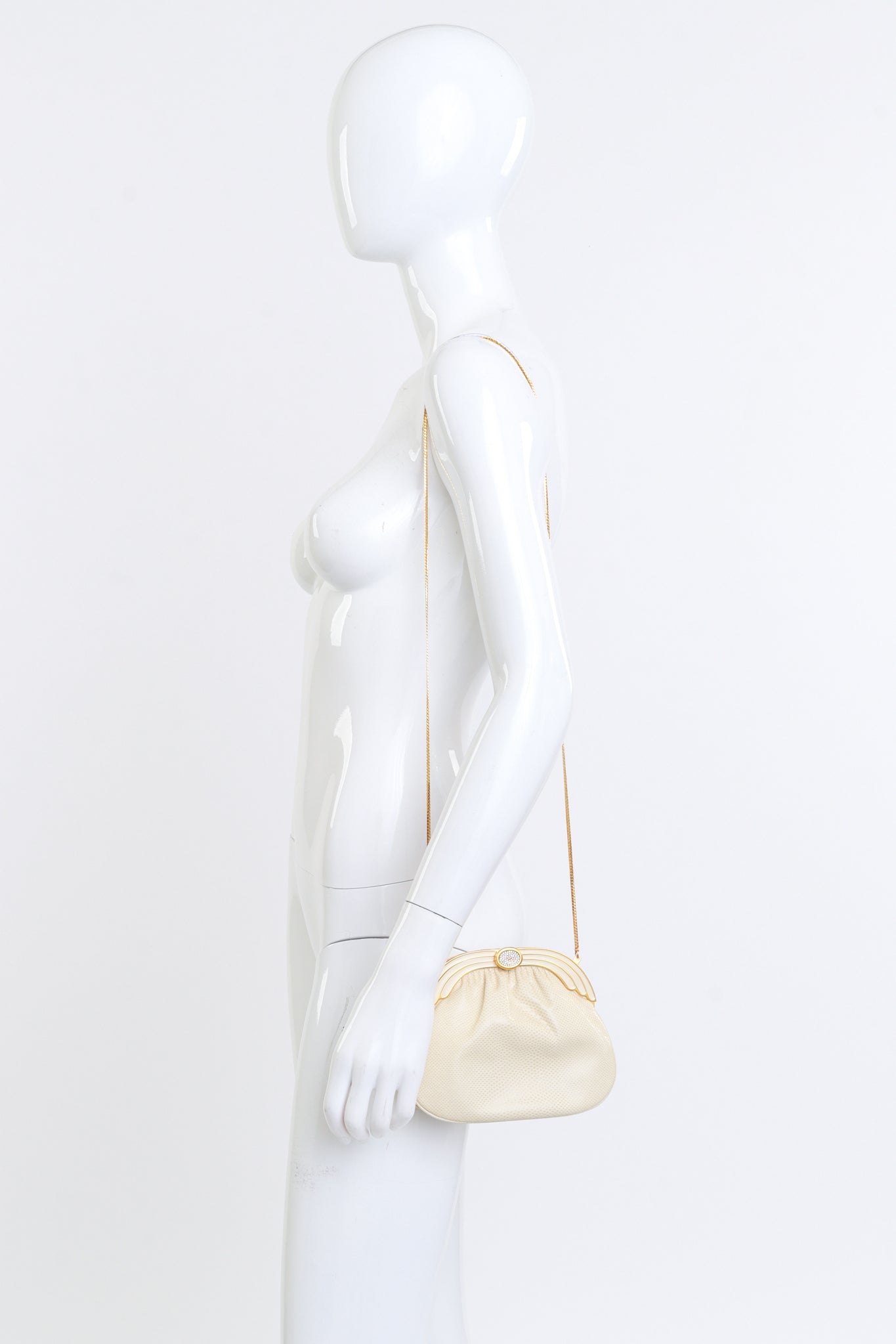 Vintage Finesse La Mode Lizard Deco Clutch Bag on mannequin @recess la