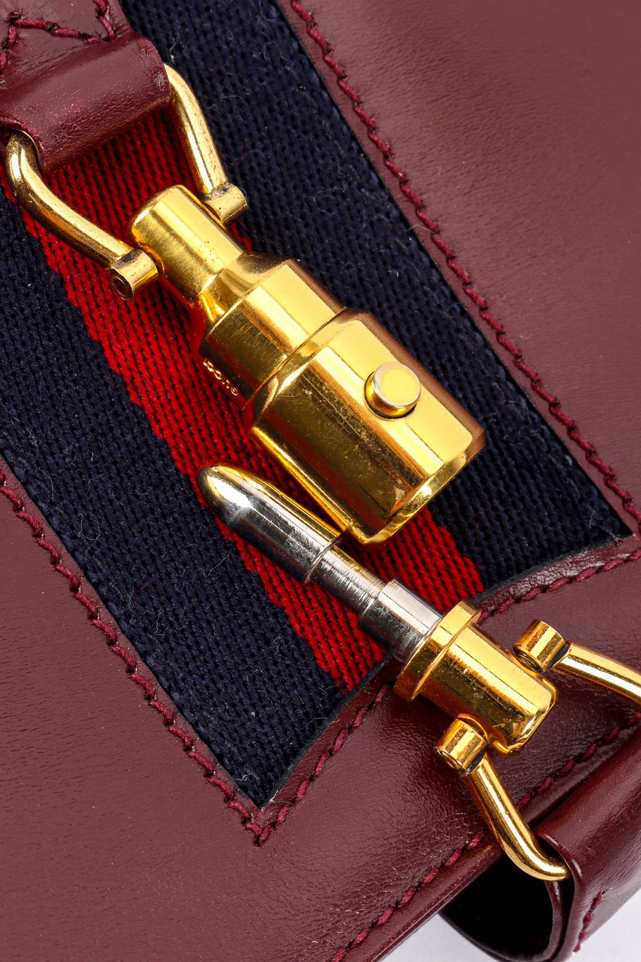 Vintage Gucci Jackie 1961 Piston Lock Hobo Bag closeup lock  @recessla