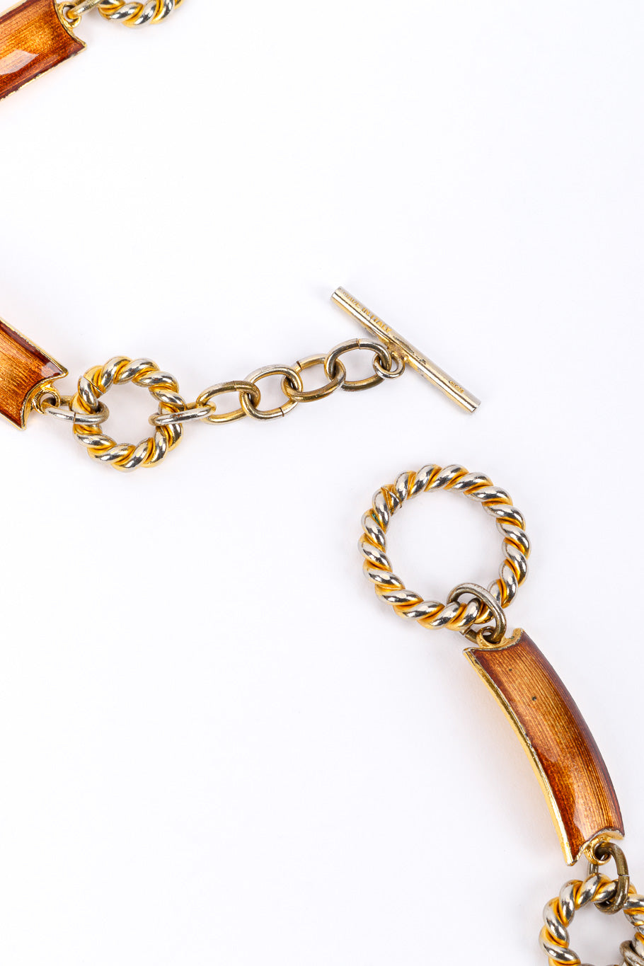 Vintage Gucci Enamel Chain Belt II toggle closure unclasped @recessla