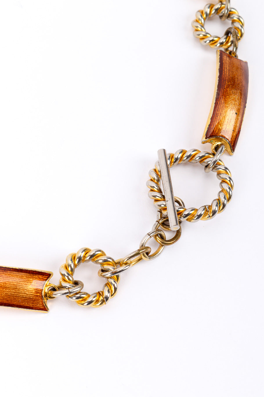Vintage Gucci Enamel Chain Belt II toggle closure clasped @recessla