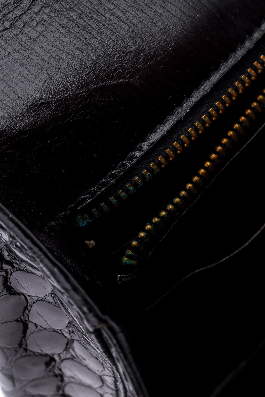 Vintage Gucci Patent Croc Purse inner zipper with patina @recessla