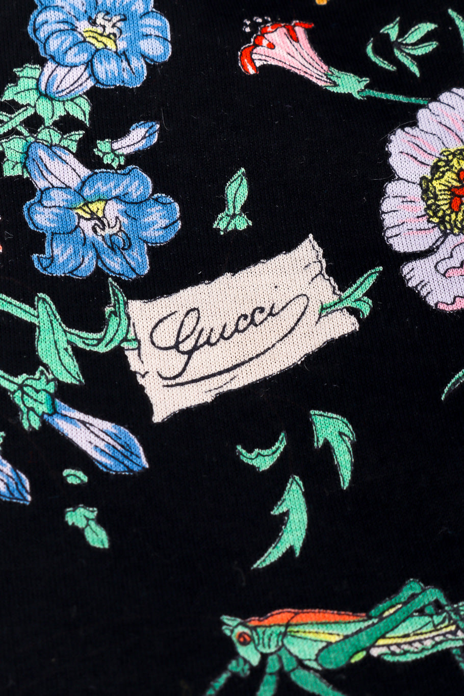 Vintage Gucci Botanical Motif Top signature graphic closeup @Recessla
