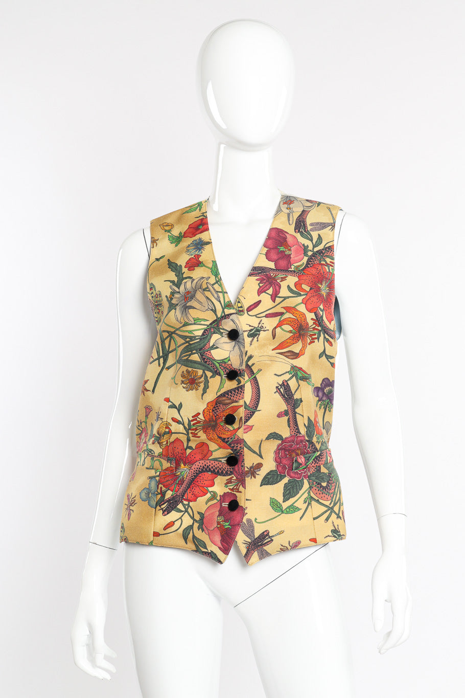 Floral Vest by Gucci on mannequin @recessla