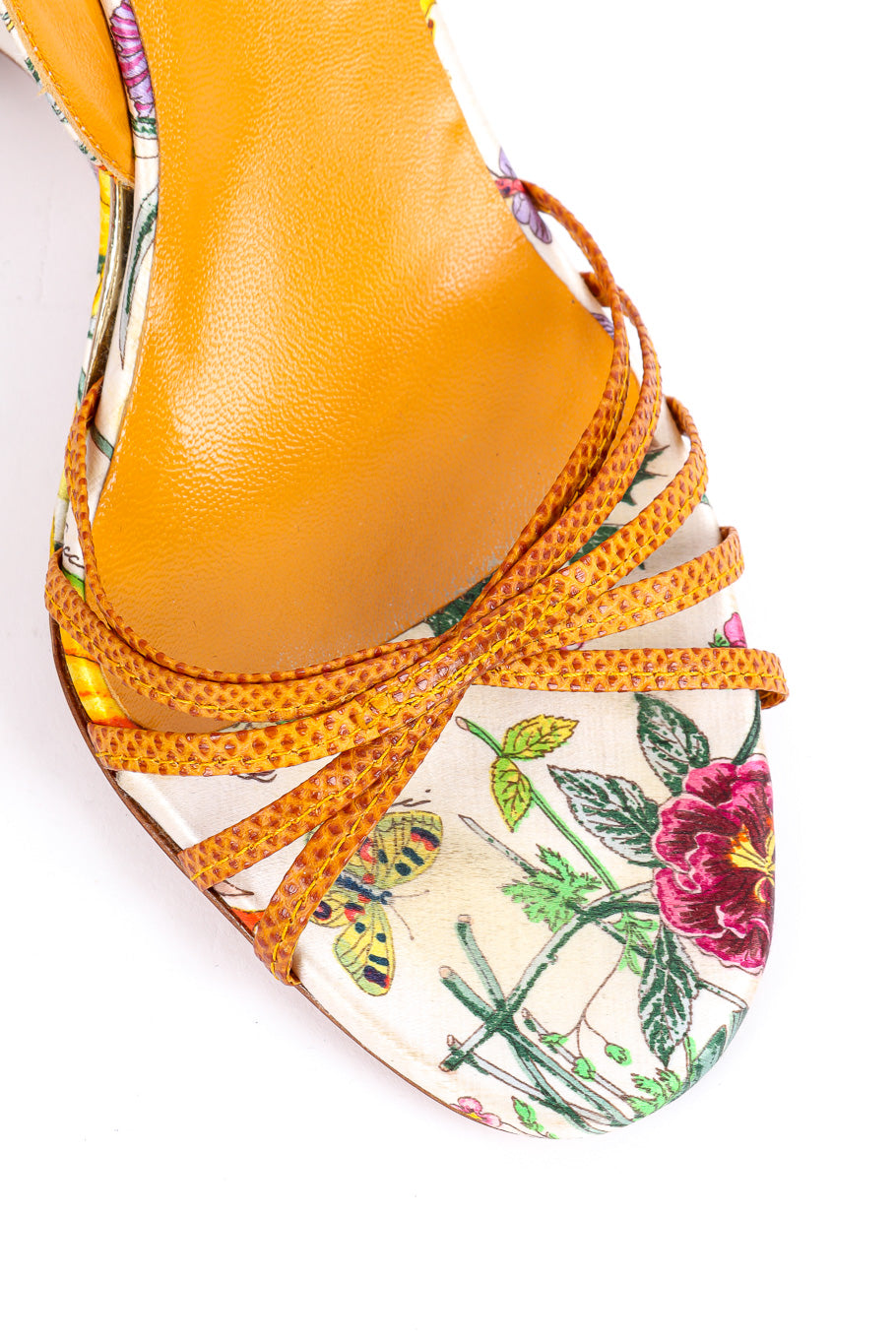 Gucci floral print bamboo wedge sandal strap details @recessla