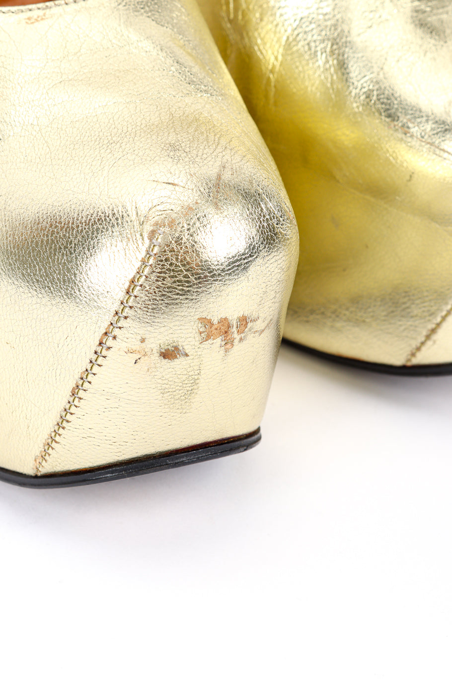 Vintage Vivienne Westwood 1993 F/W Metallic Gold Elevated Court Shoe right toe closeup @recessla
