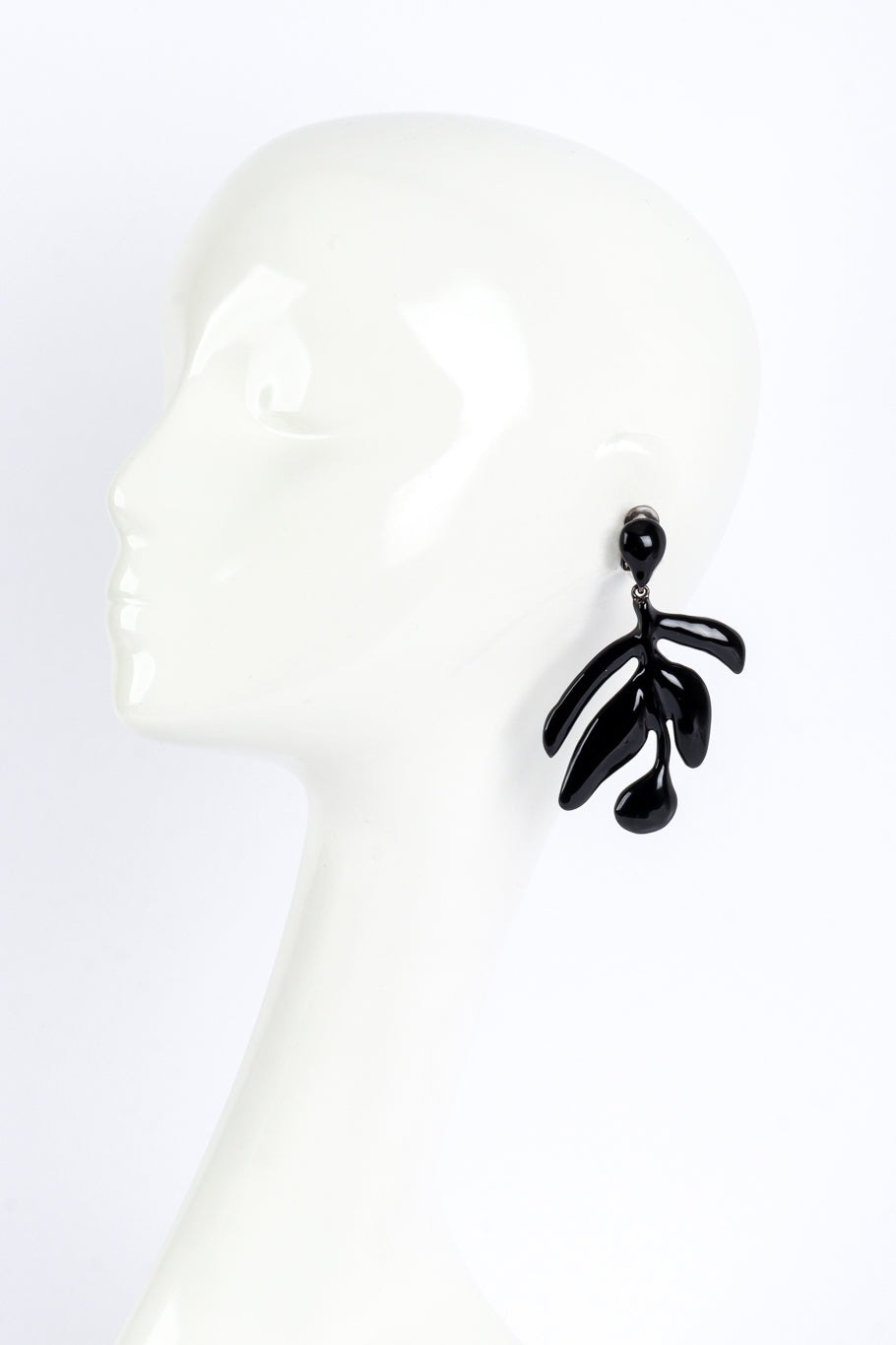 Vintage Oscar de la Renta Enamel Laurel Leaf Drop Earrings on mannequin @recess la