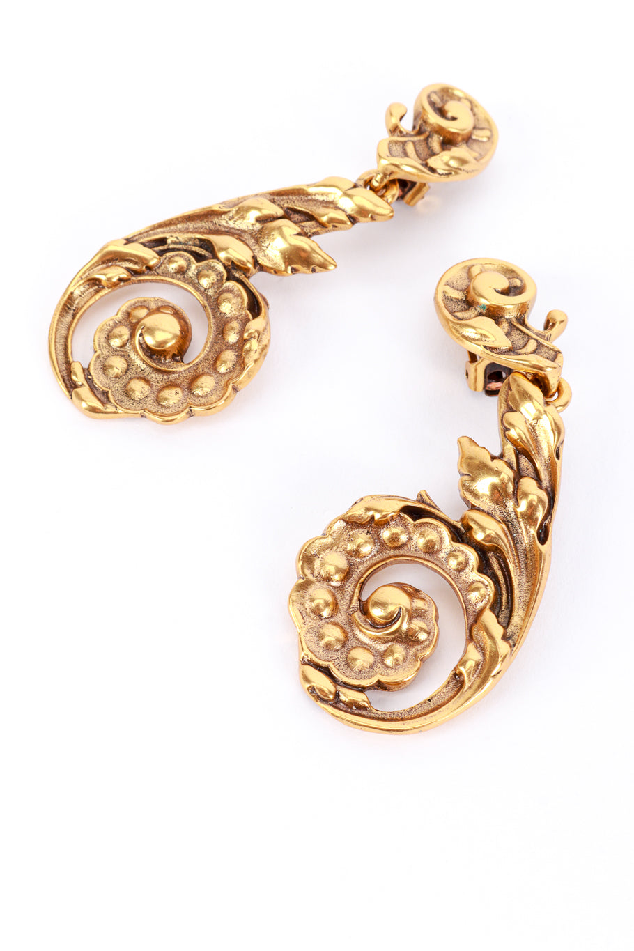 Vintage Oscar de la Renta Acanthus Scroll Drop Earrings detail @recess la