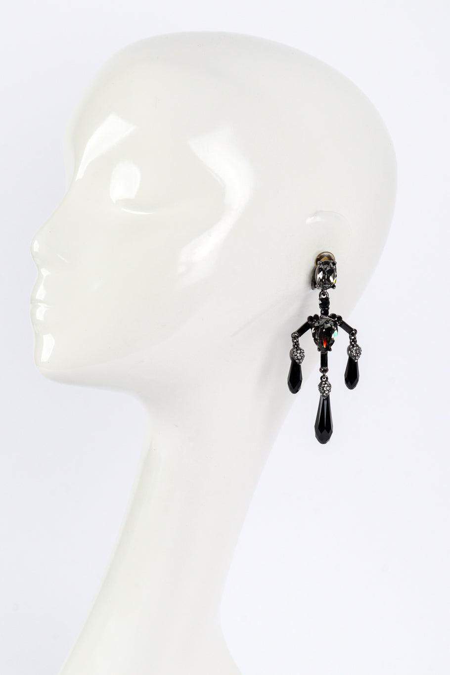 Vintage Oscar de la Renta Dark Crystal Chandelier Drop Earrings on mannequin @recess la