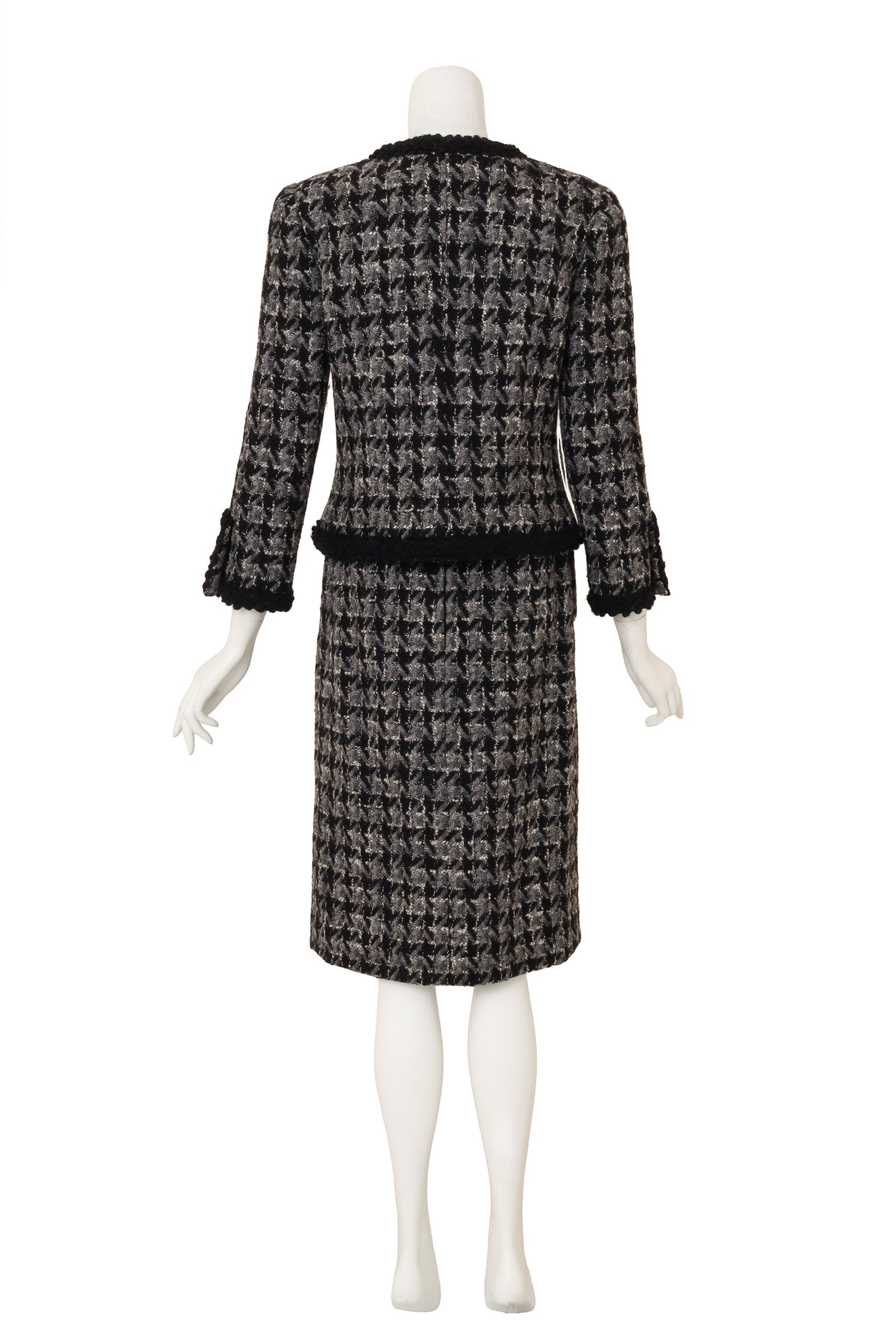 Vintage Chanel 1983 F/W Knot Closure Bouclé Set – Recess