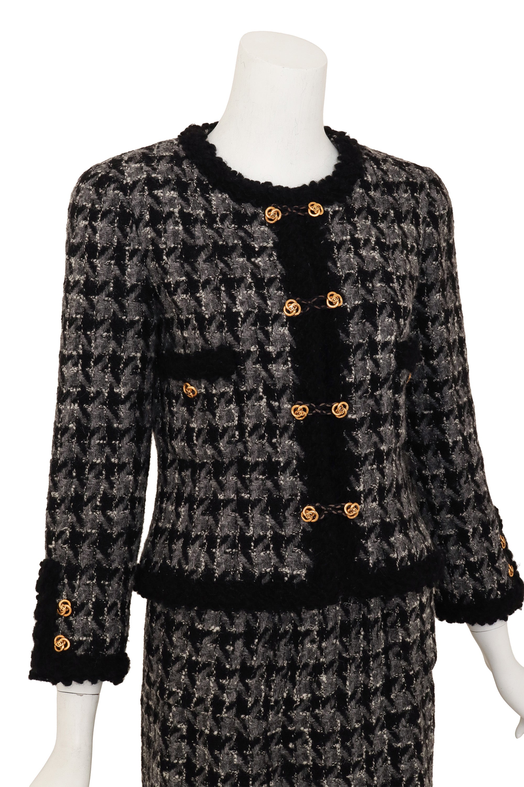 Knot Closure Bouclé Set by Chanel on mannequin close @ Recess LA
