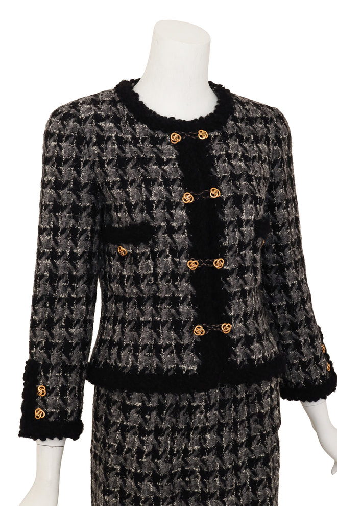 Knot Closure Bouclé Set by Chanel on mannequin close @ Recess LA