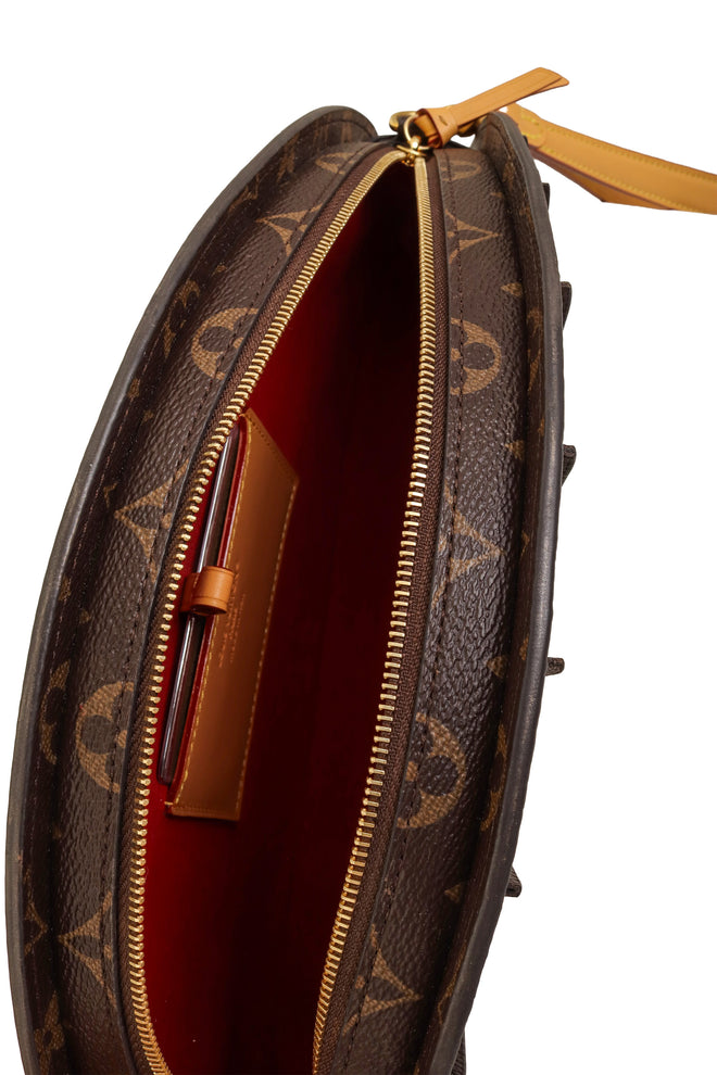 Louis Vuitton Monogram Fan Bag inside opening @ Recess LA
