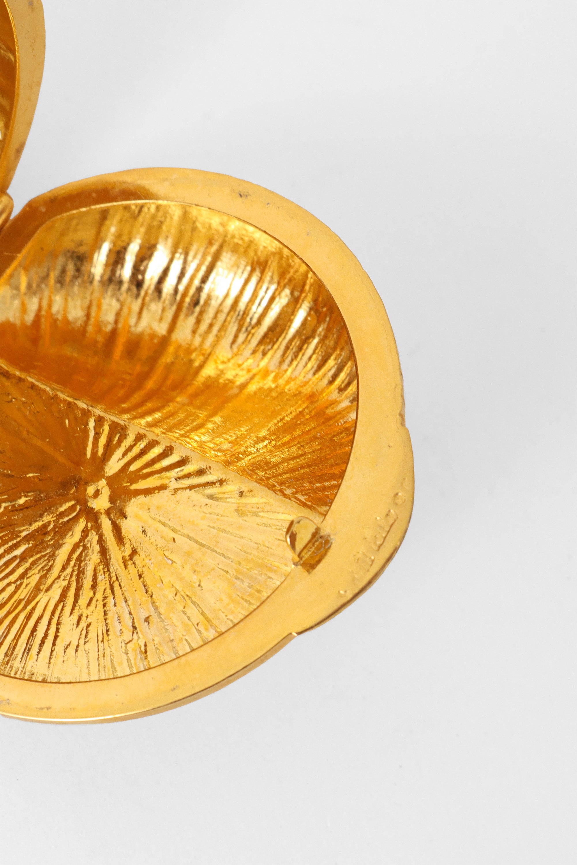 Shell pill box signature @ Recess LA