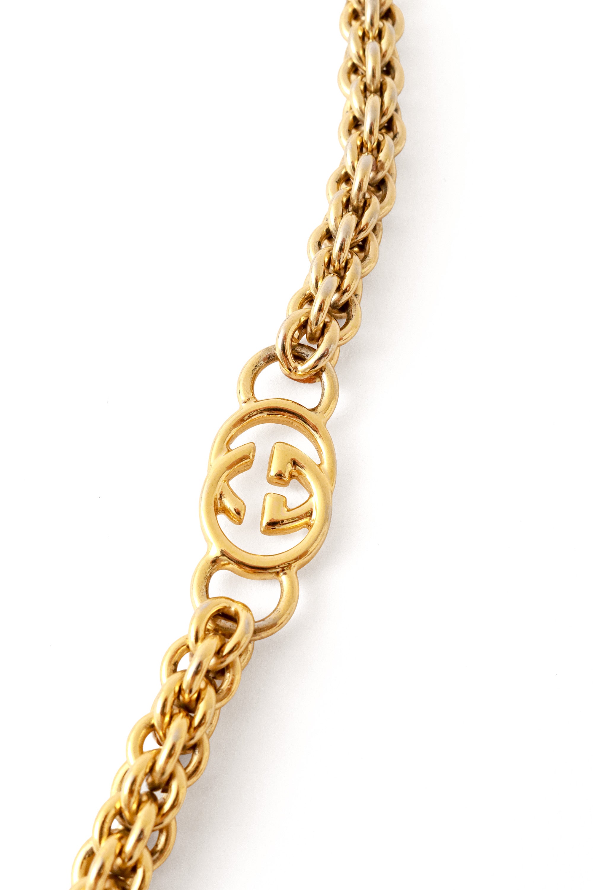 Interlocking GG Chain Belt IIII chain close @ Recess LA