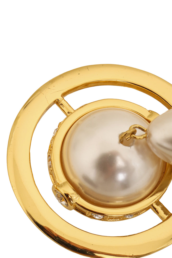 Vivienne Westwood Large Pearl Drop Saturn Choker wear @ Recess LA