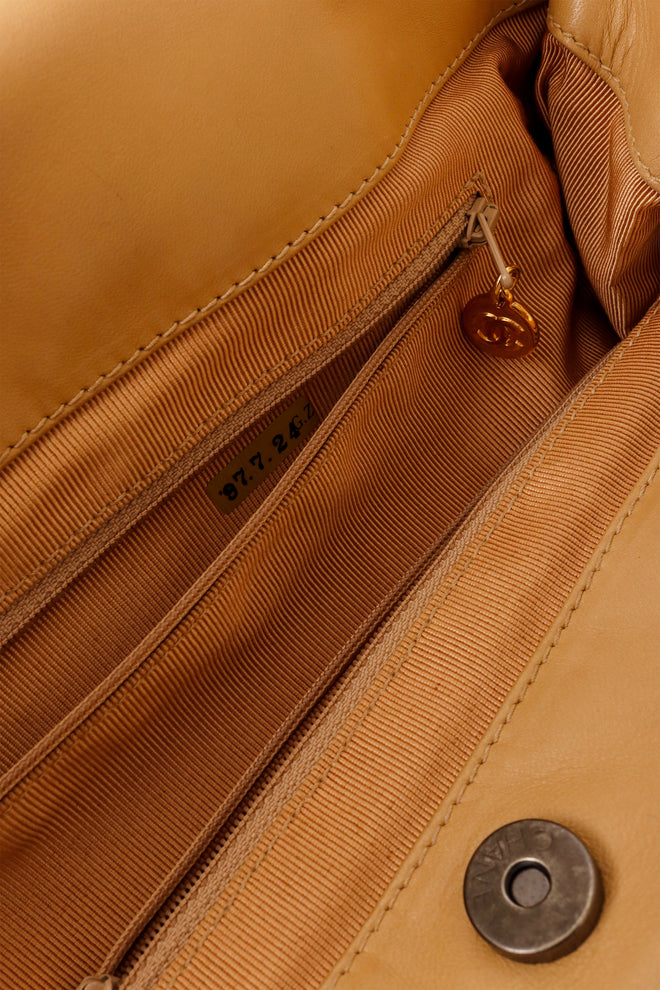 Tortoise shell handle bag by Chanel serial @ Recess LA