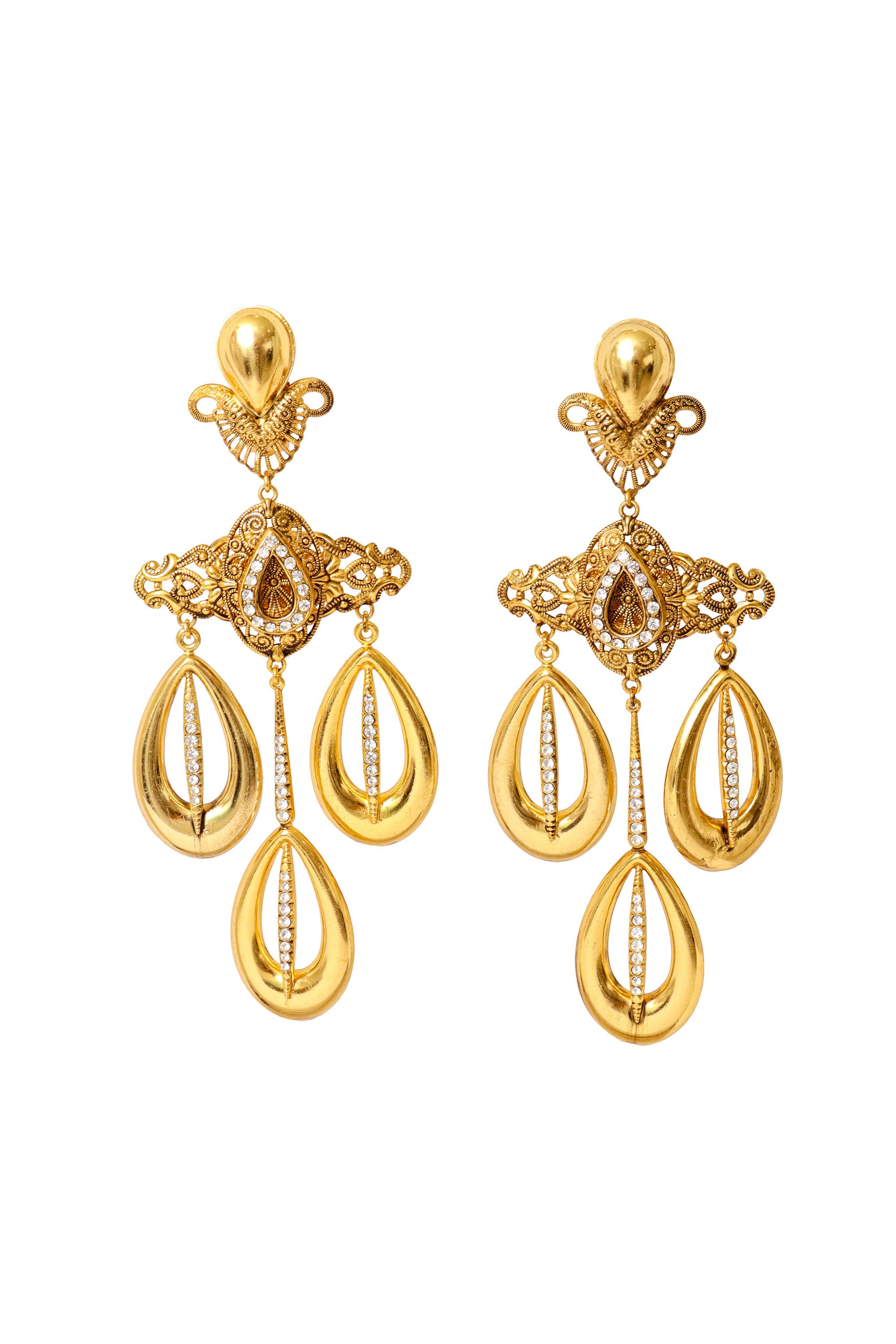 oval drop earrings by Nadir @ Recess LA