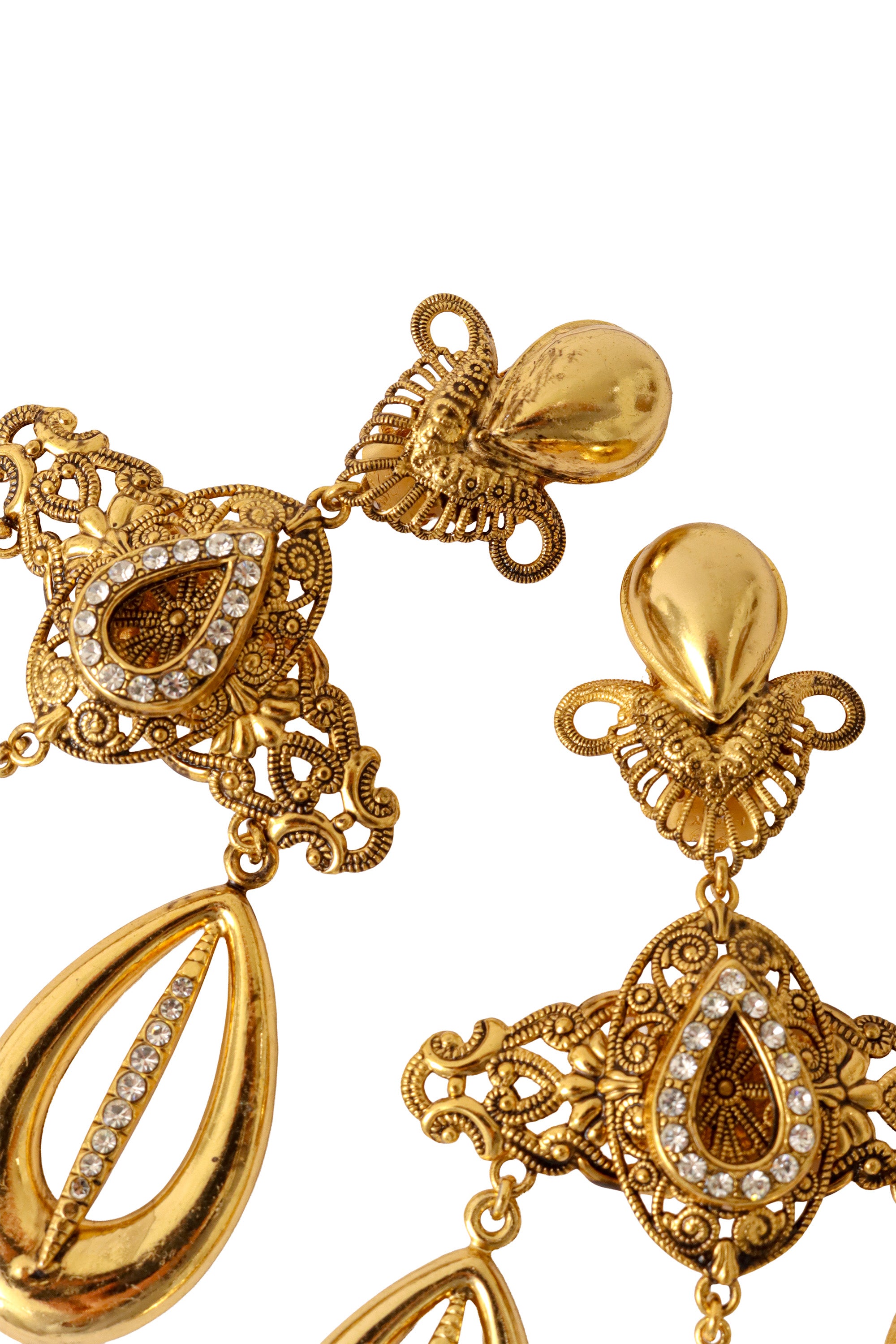 oval drop earrings by Nadir tops @ Recess LA