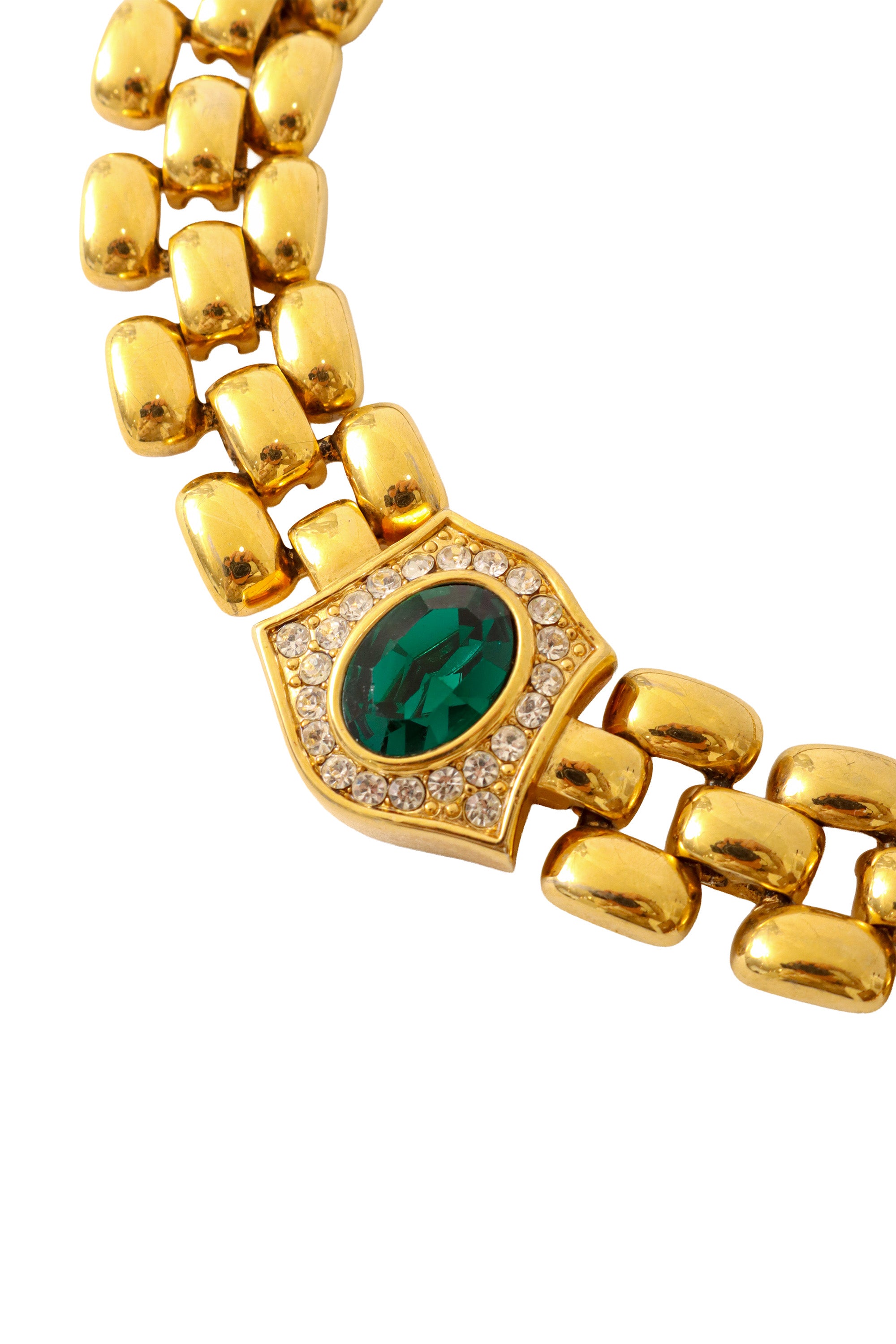 Link necklace with emerald cabochon center by Pierre Erwin Pearl cabochon up close @ Recess LA 