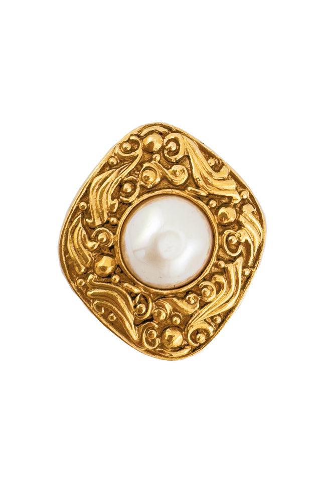 Vintage Chanel Baroque Pearl Brooch front @recess la