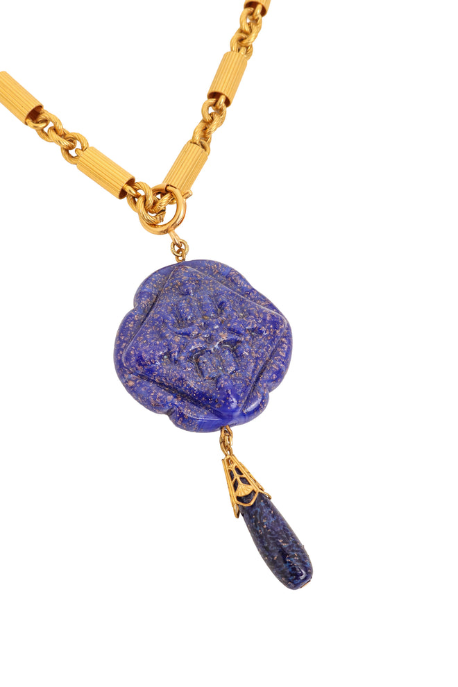 Vintage William deLillo Barrel Chain Medallion Charm Necklace closeup of medallion  @ Recess LA