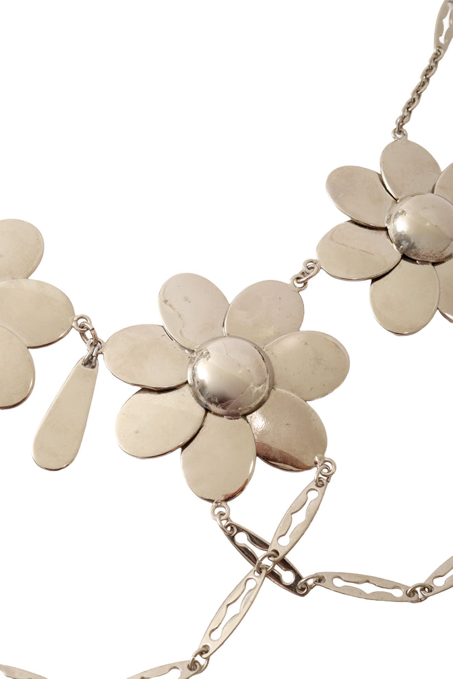 Daisy link necklace daisy close @ Recess LA