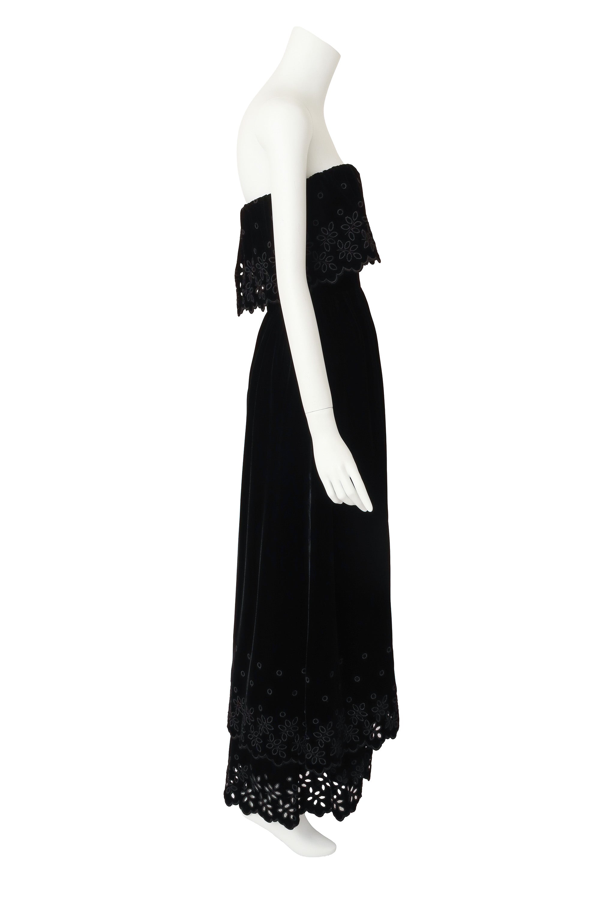 velvet evening dress by Oscar de la Renta on mannequin side @ Recess LA