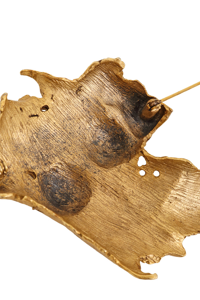 female torso brooch back open close @ Recess LA