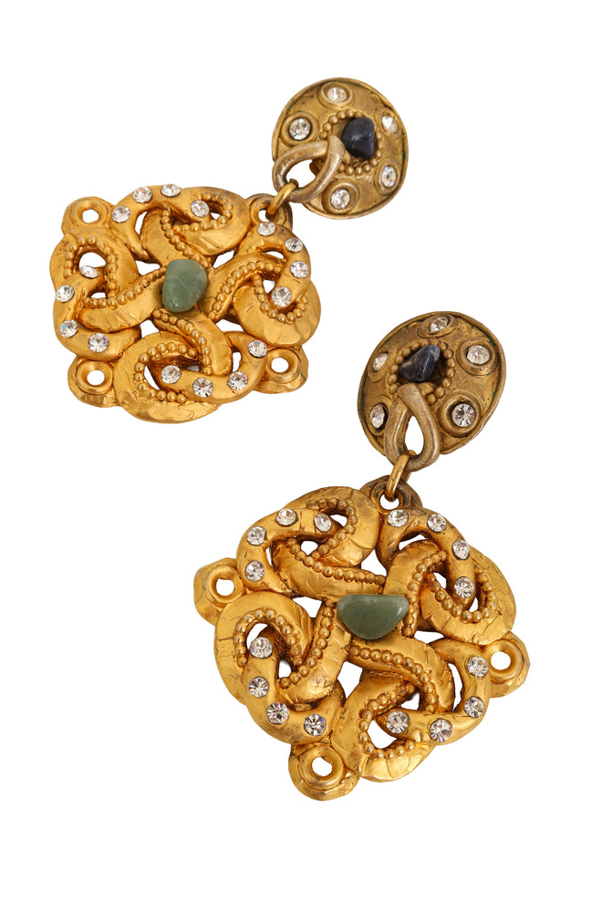 sculptural knot earrings by Claire Dévé close @ Recess LA