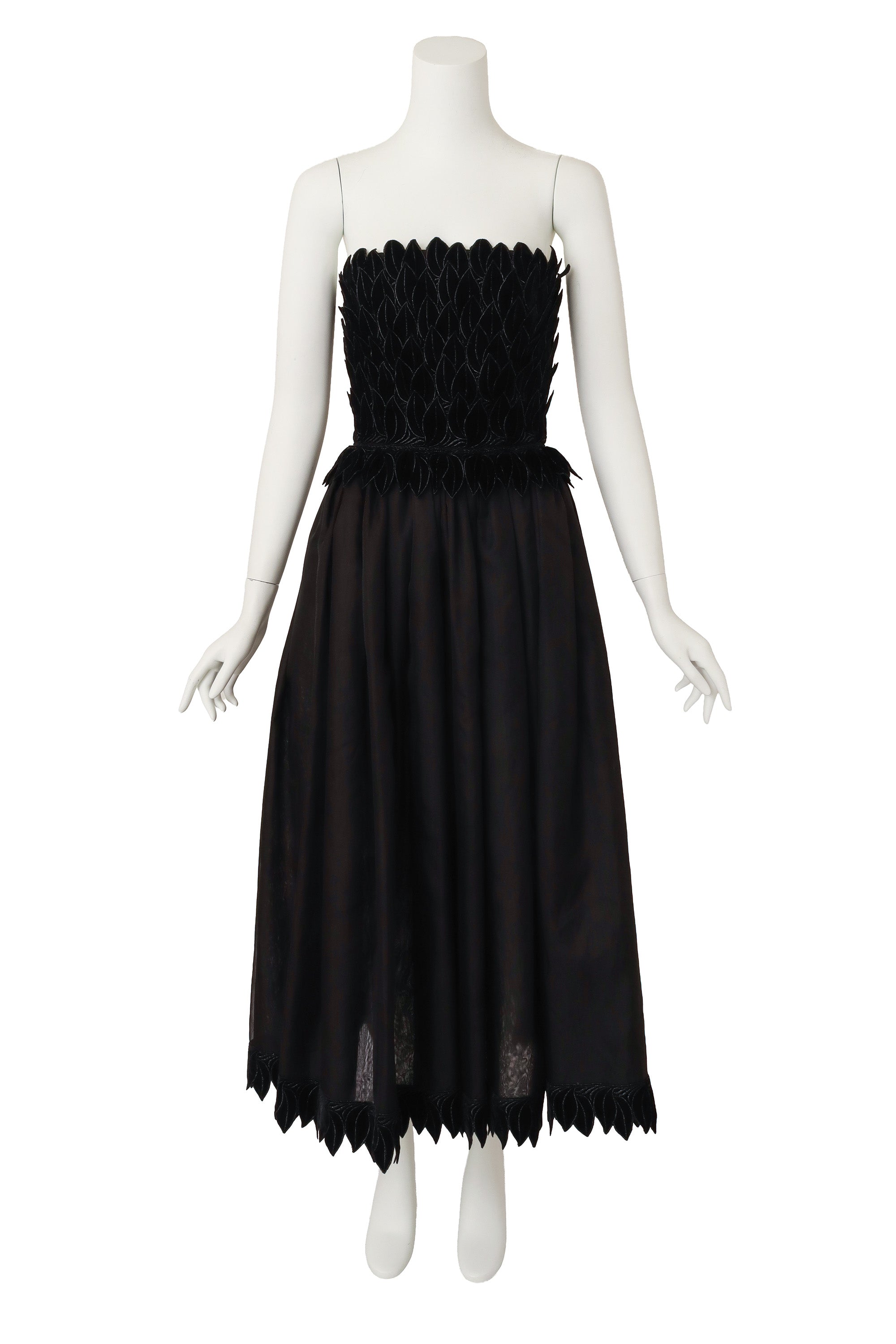 strapless dress by Adele Simpson on mannequin @ Recess LA