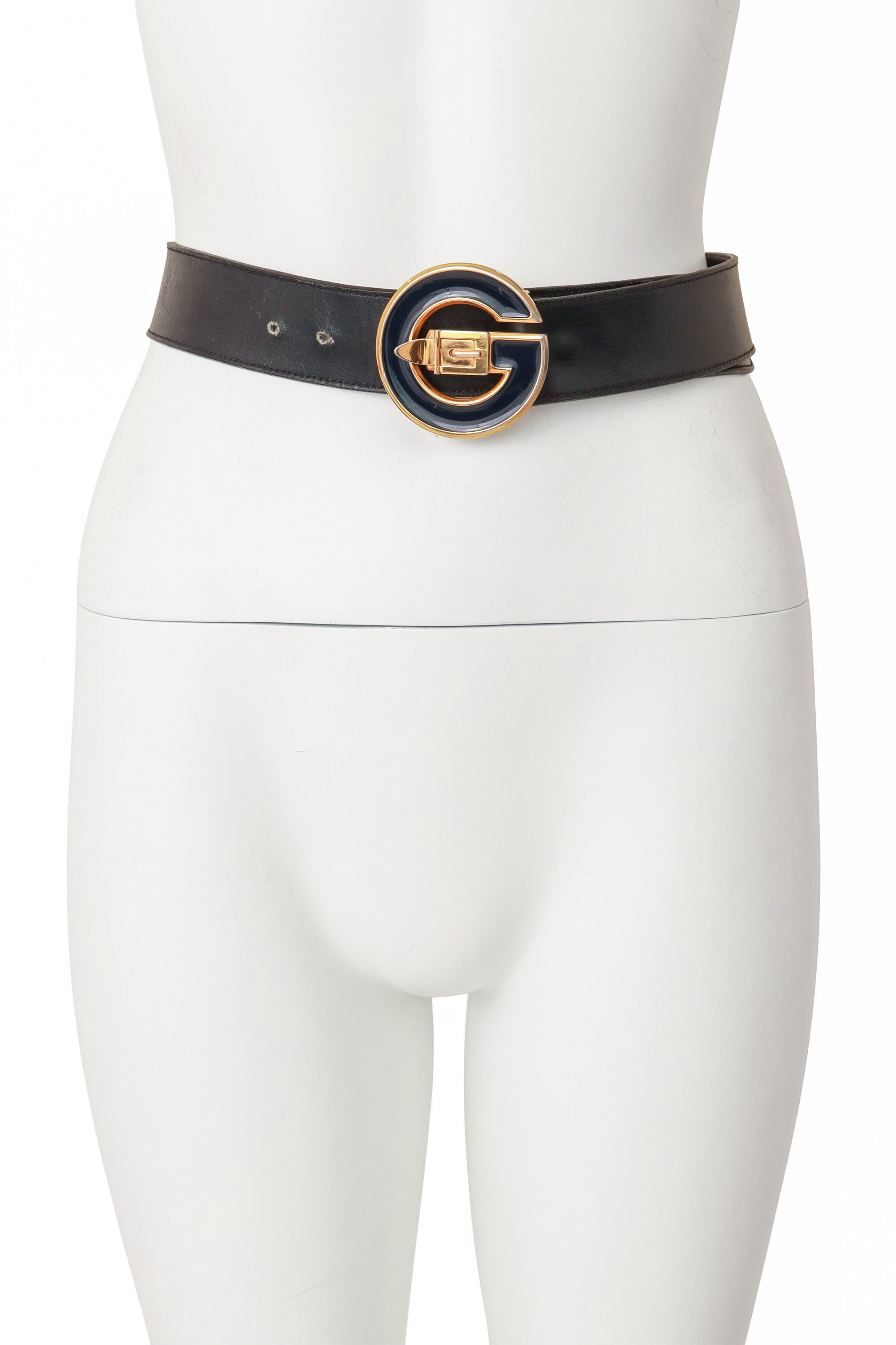 logo buckle belt by Gucci on mannequin @ Recess LA